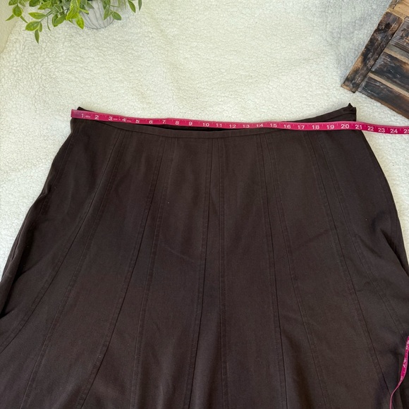 Dress Barn brown skirt - Picture 7 of 8